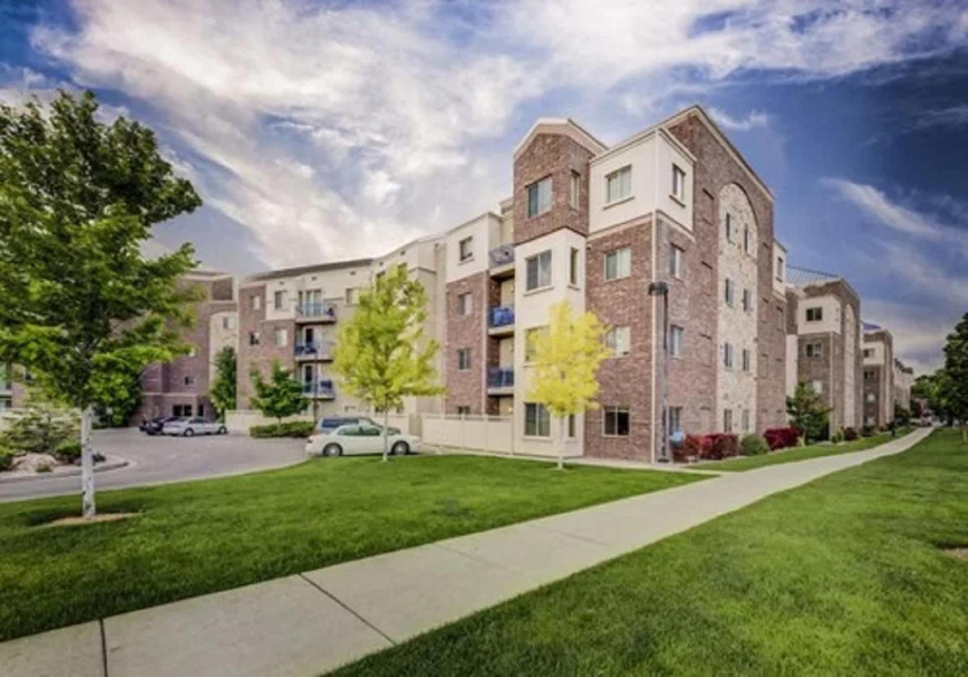 Deluxe Downtown Condo Close To Everything! Salt Lake City Eksteriør billede